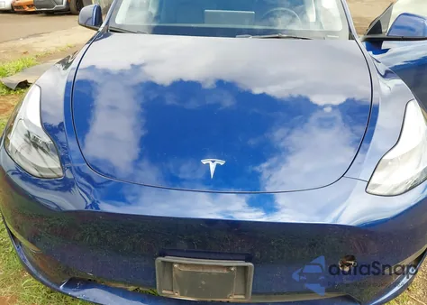 2023 Tesla Model Y Awd/Long Range Dual Motor All-Wheel Drive from USA, damaged, VIN 7SAYGDEE2PF927932